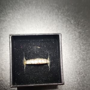 Elegant Gold Band Ring size 10